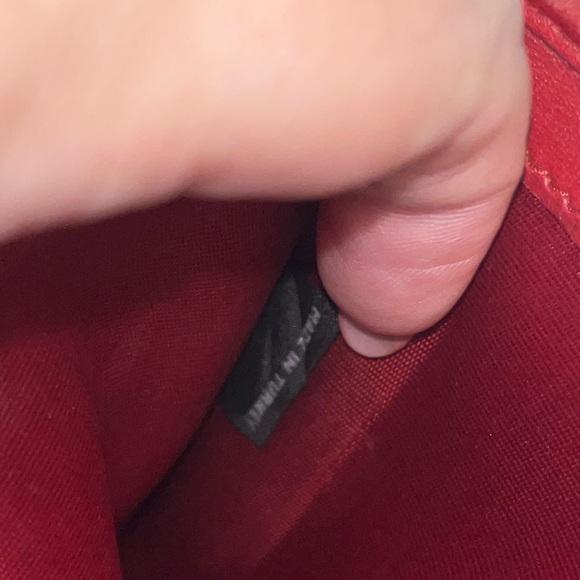 MIU MIU Short Button Bi-Fold Maltese Wallet Lambskin, Red - Picture 15 of 15